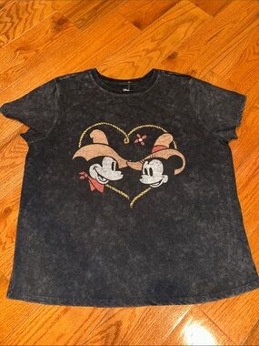 Disney Western Mickey Mouse & Minnie Mouse Cowboy Acid Wash Women’s Tee Size 1X